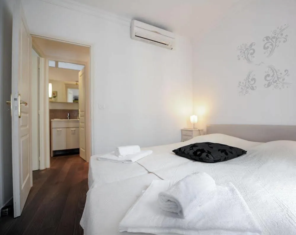 Appartement Cannes Avec Vue Sur Le Port 0*,